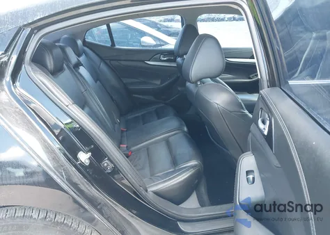 2018 Nissan Maxima 3.5 Sv z USA, uszkodzony, nr VIN 1N4AA6AP8JC360672